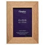 New England 4x6 Solid Oak Photo Frame Image