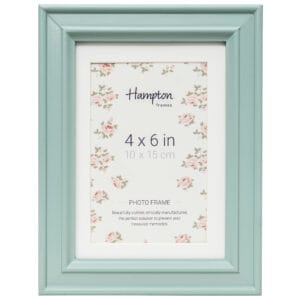 Light green 4x6 photo frame with floral design.