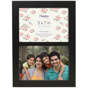 Black 5x7 Hampton photo frame with family picture