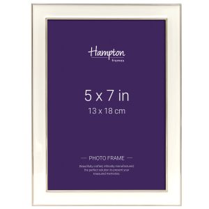 Hampton Frames 5x7 inch white photo frame